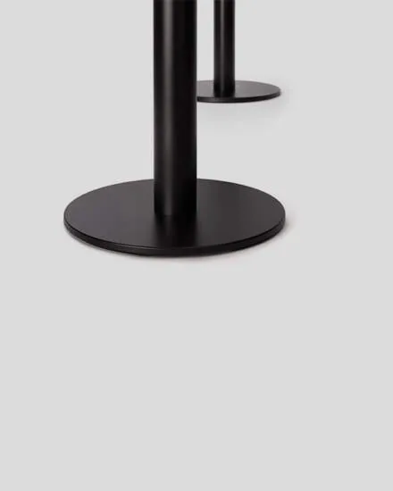 A base just 1 cm high